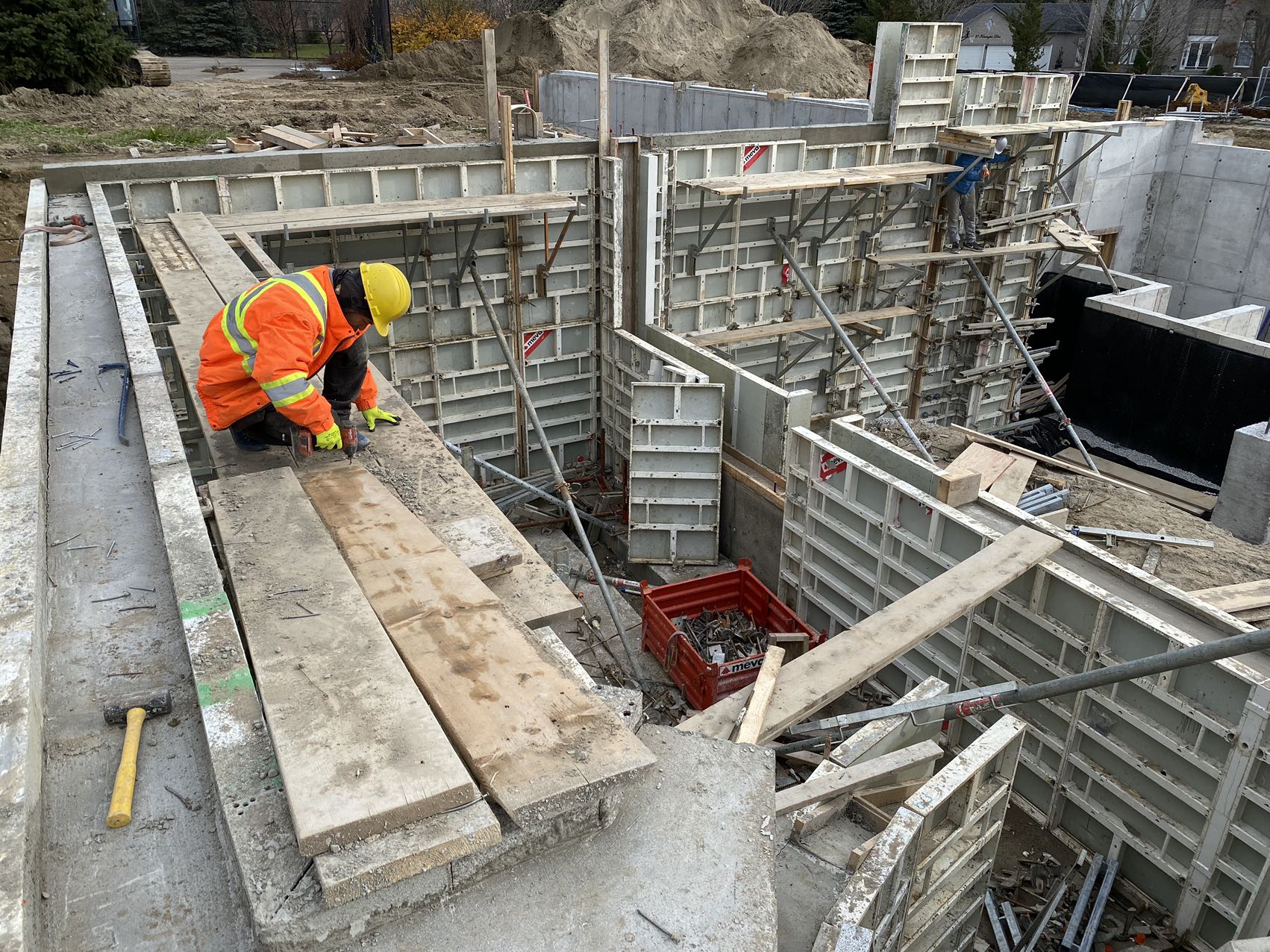 Kensington Dr, Richmond Hill - Image 42